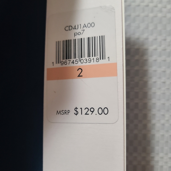 NWT- Calvin Klein Soft Fabric - Picture 4 of 12
